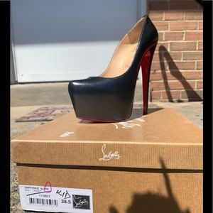 Christian Louboutin Daffodile 160 kid in black